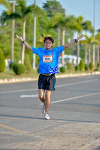 BIB: 8095
                            <button type="button" onclick="openModal(3423118)" class="btn btn-primary btn-sm float-right btn-popup" data-toggle="modal" data-target=".modal-high-quality">
                        <i class="fas fa-shopping-cart"></i> Add to Cart
                    </button>
                                            <button type="button" onclick="isThisMe(3423118, true)" class="btn btn-success btn-sm float-right btn-popup btn-isme hidden" data-toggle="tooltip" data-placement="bottom" title="นี่คือรูปของคุณใช่ไหม คลิกที่นี่เพื่อเอาเข้าอัลบั้ม">
                        <i class="fas fa-plus"></i> Add to album
                    </button>
                    <button type="button" onclick="isThisMe(3423118, false)" class="btn btn-warning btn-sm float-right btn-popup btn-isnotme hidden">
                        <i class="fas fa-ban"></i> Remove from album
                    </button>